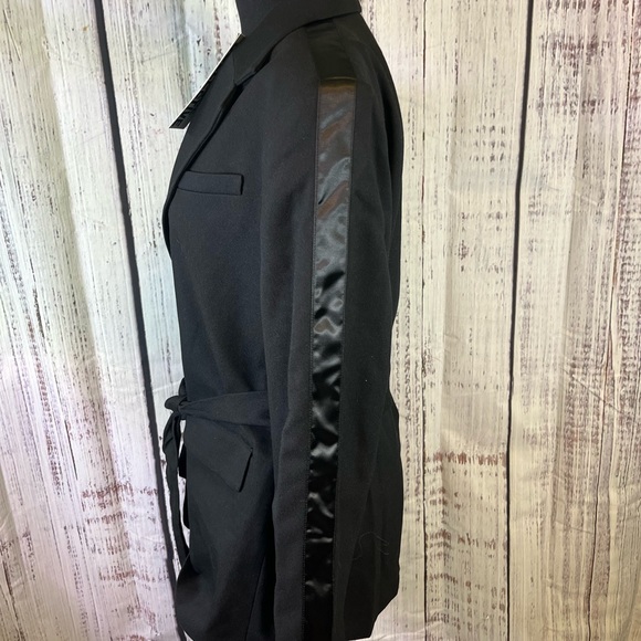 NWT Future Collective Kahlana Barfield Brown Target Tie-Front Blazer Black - Picture 3 of 4